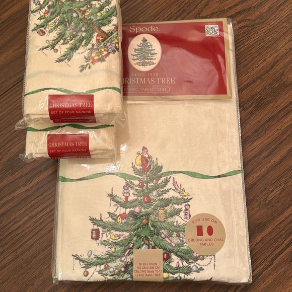 Spode Christmas Tree Oblong Damask Jacquard Tablecloth 60 x 120” & 8 Napkins NWT - Picture 11 of 12
